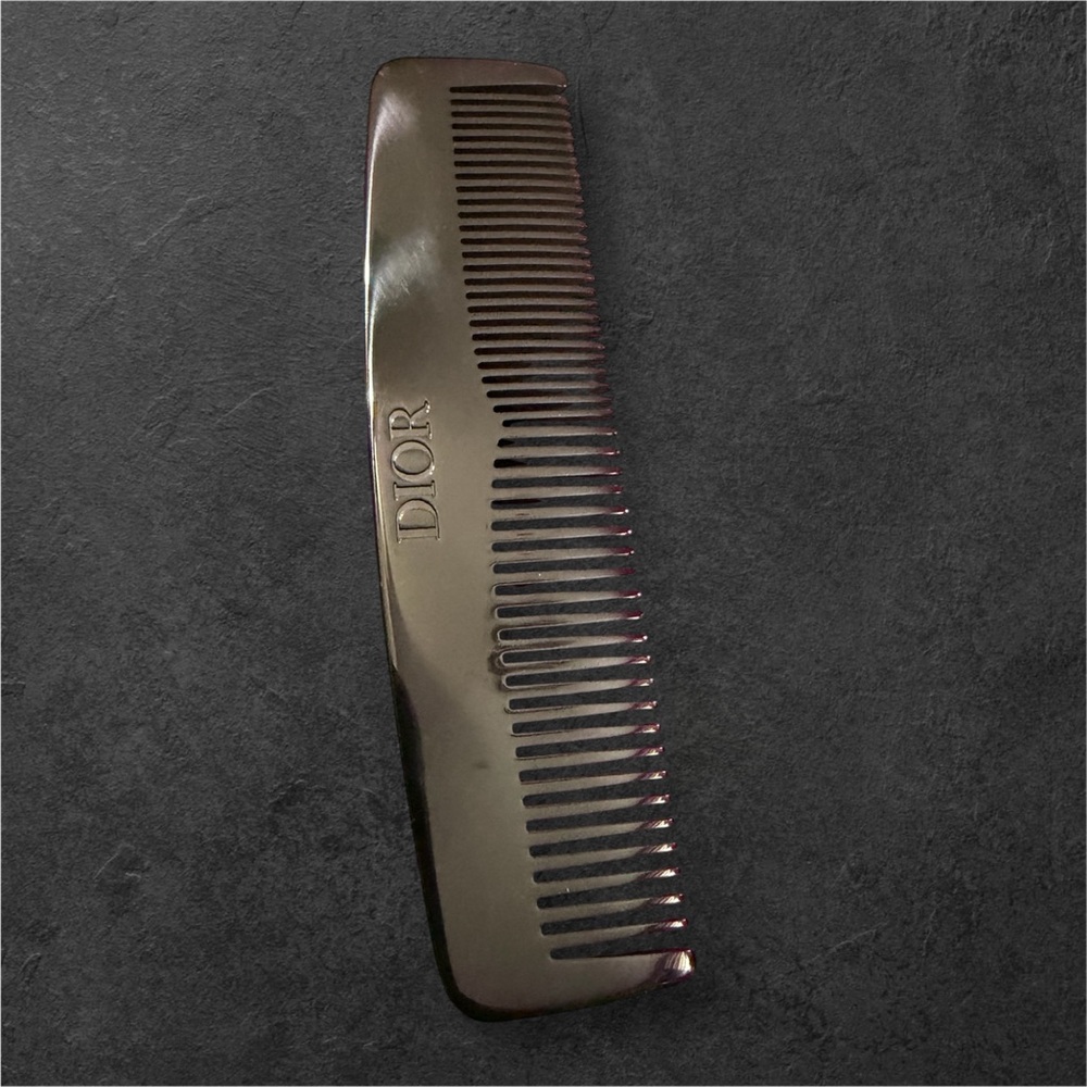 Dior Comb in Navy Sleeve New in Box / Dior Beauty - Picture 3 of 4